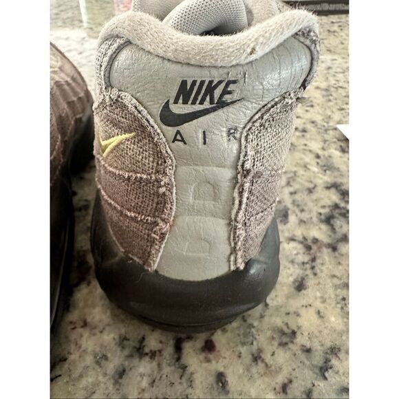 Nike Air Max 95 NH Ironstone Olive/Cream/Canary Size 10.5 main image 5